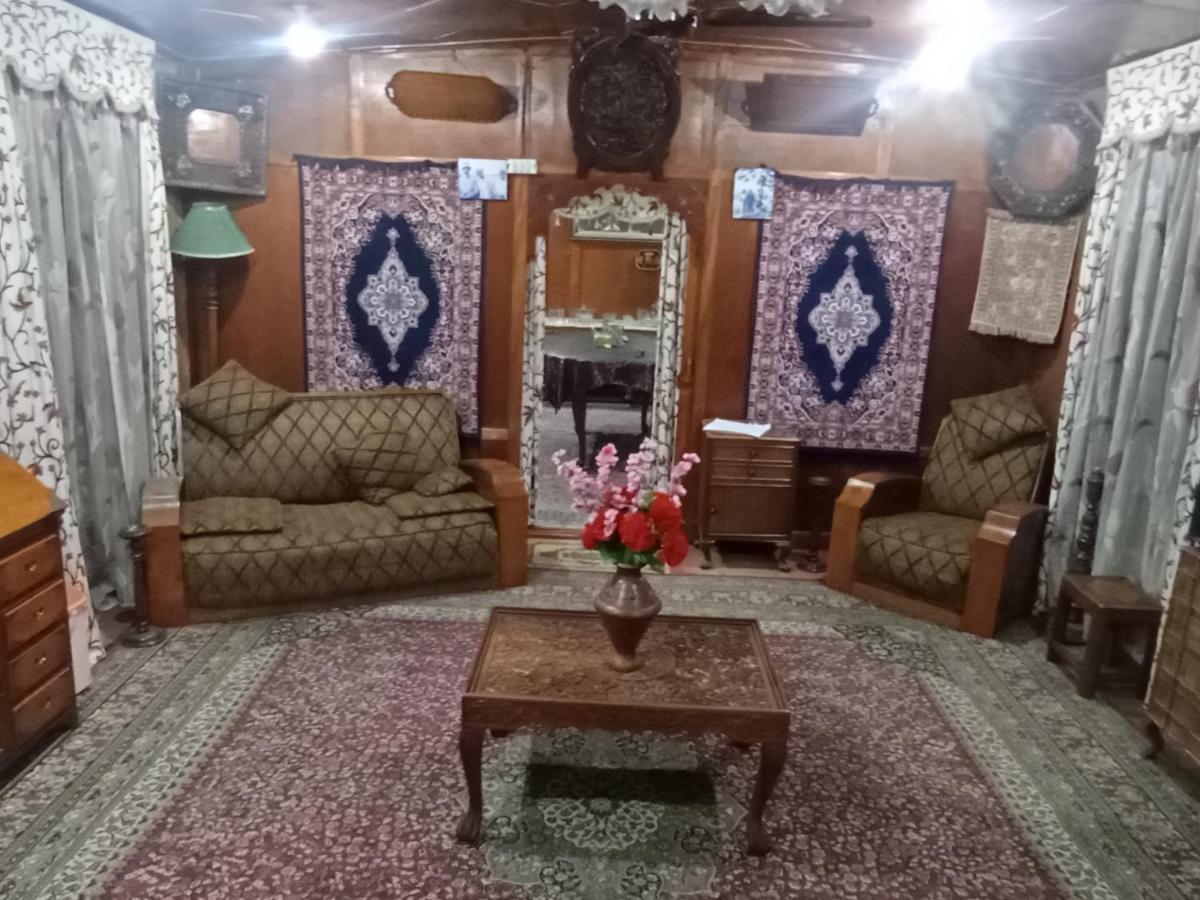 Srīnagar New Bombay Heritage Group Of House Boat المظهر الخارجي الصورة